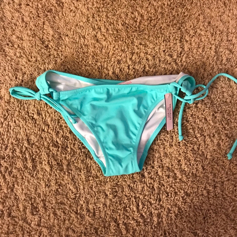 NWT Victoria Secret Swimsuit bottom